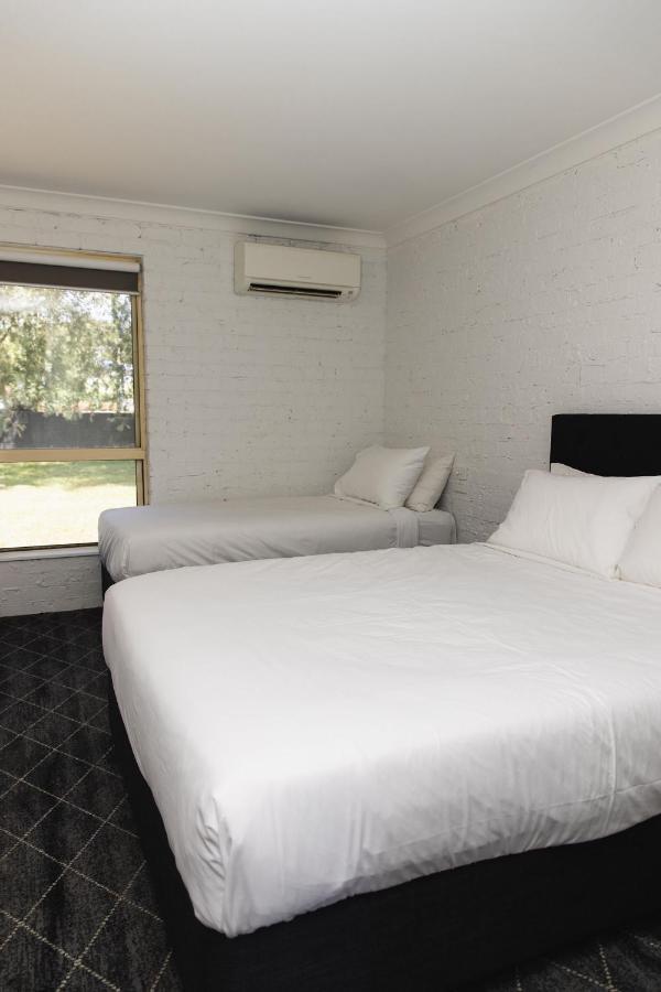 Lakeview Hotel Motel シェルハーバー エクステリア 写真